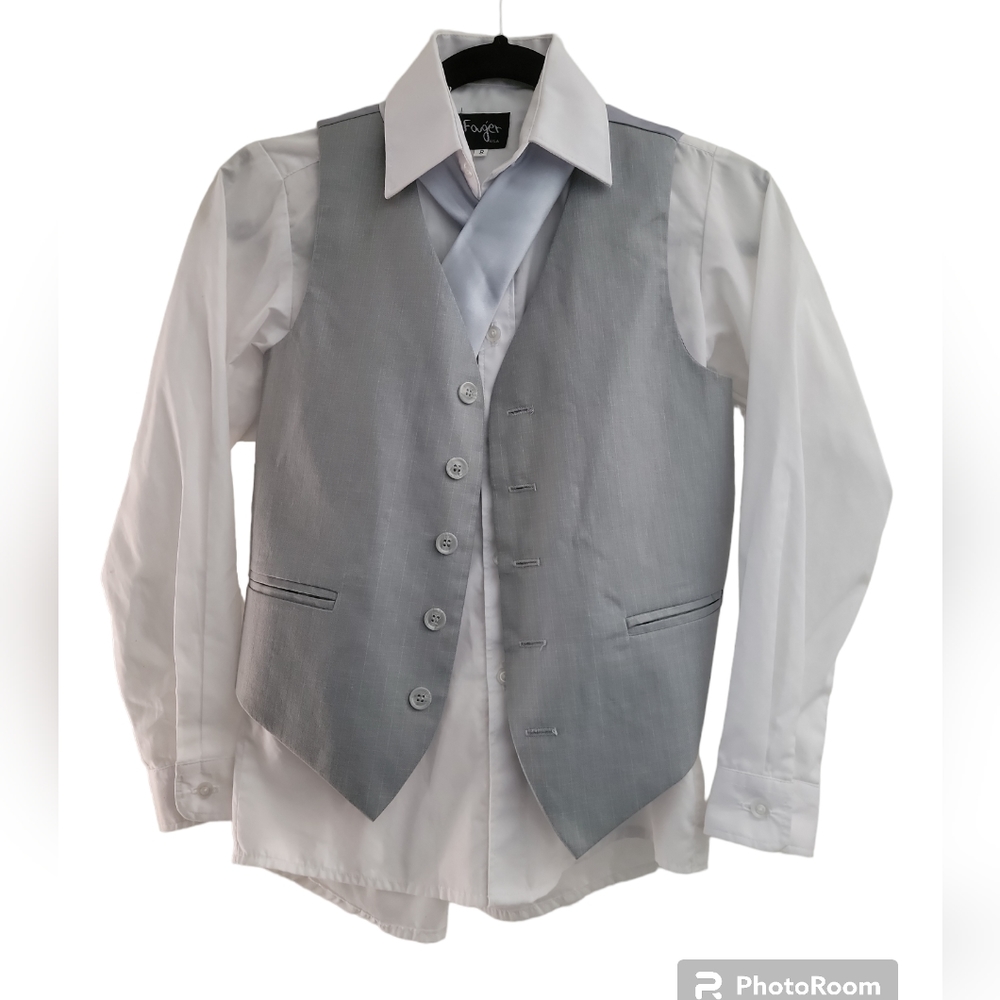 Fouger Boys 4 pc Gray Vest Set Sz 8